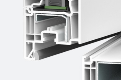 Taq-Ferestre PVC-Usi PVC-Ferestre-Softline-70-3-Secțiune transversală a unui profil PVC multicameral cu armătură metalică și garnituri de etanșare, oferind izolare termică și fonică superioară.
