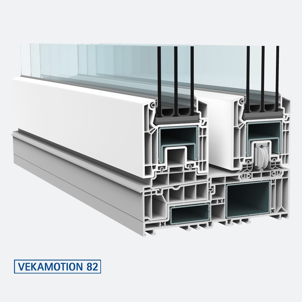 Taq-Usi PVC-Usi-Vekamotion-82-1-Secțiune transversală a sistemului de uși glisante PVC VEKA MOTION 82, cu geam triplu termoizolant, ranforsare metalică și izolare termică avansată.
